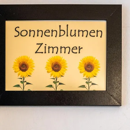 Hotel-bolter-muehle-fewo-sonnenblumenzimmer * Rechlin
